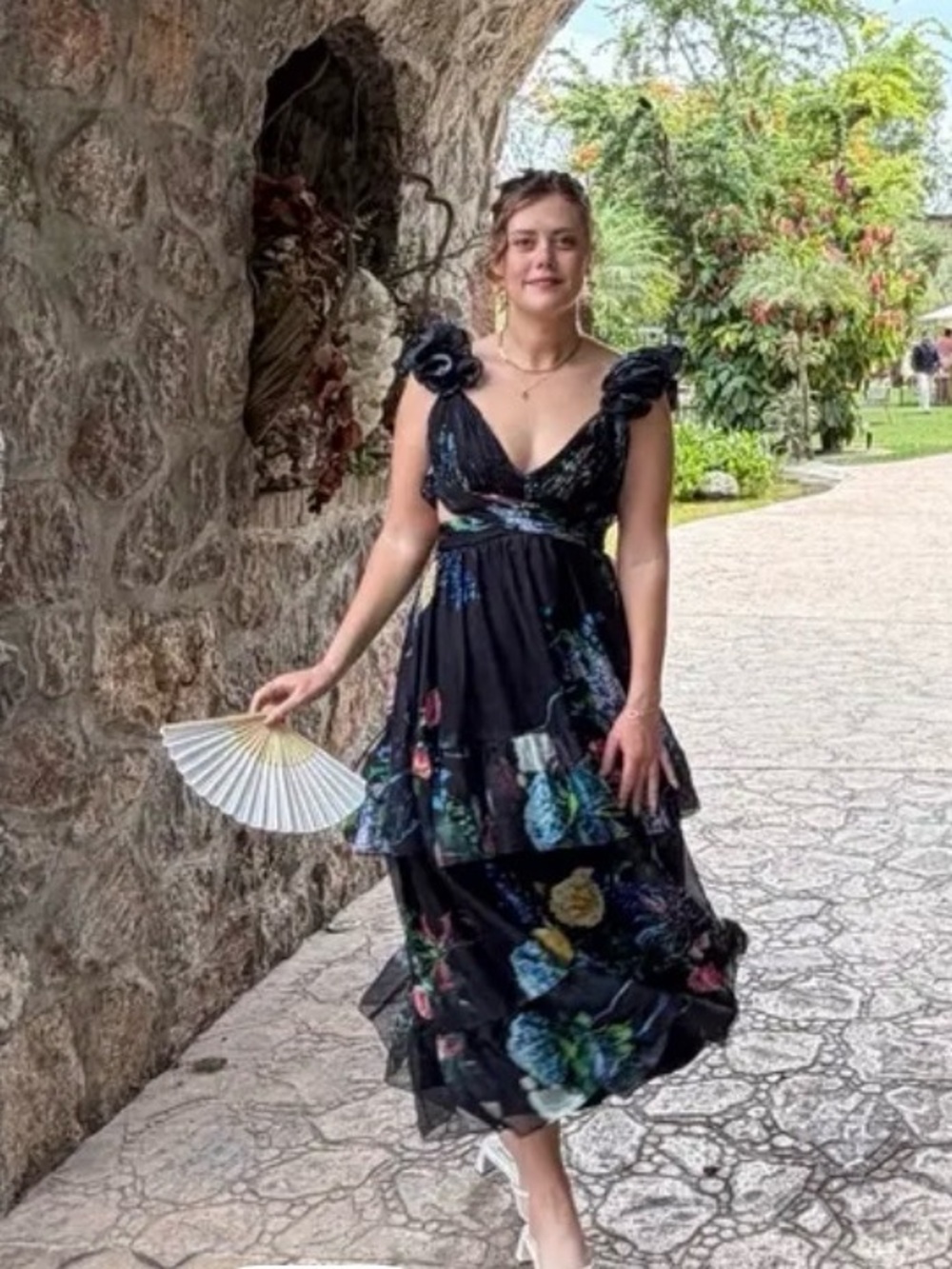 Mac Duggal Black Ruffle Tiered Floral Cut-Out Chiffon Dress Sz 6. - Picture 6 of 15